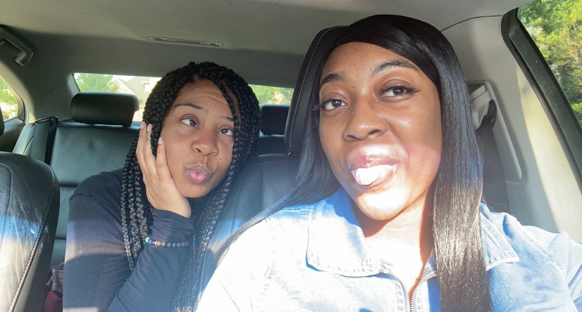 LRG09's tweet photo. I WOULD NEVER let this day go by and I NOT acknowledge this amazing, beautiful, selfless, smart, powerful, phenomenal woman I get the pleasure of calling my little sister @ThatsJustImani_ you're quarter of a century is here! I'm so proud of you! I love you so much! HBD 🎂 🥳 🎉 https://t.co/muDl9ELWje