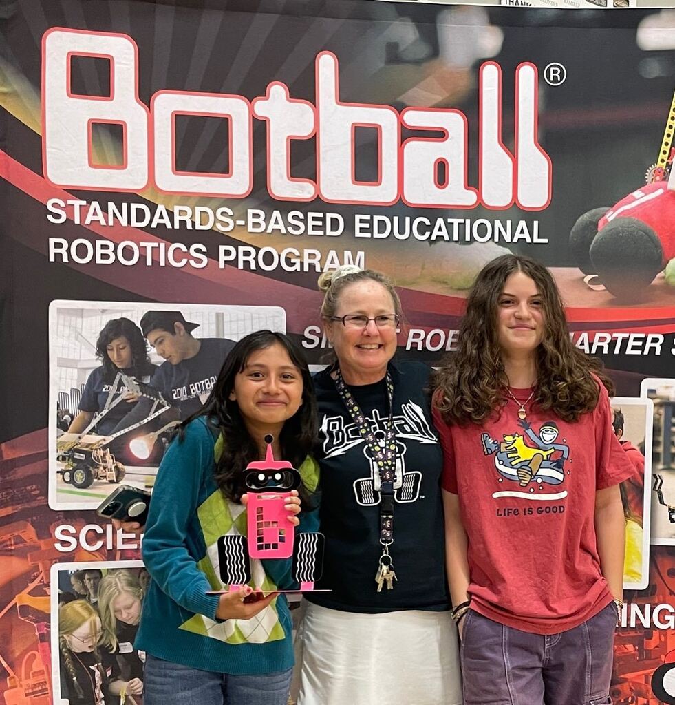 jgmsofthedesert's tweet photo. 1st Place Overall in the Botball Competition! We took 2nd place in Seeding. We also had a team take 1st place in Alliance and Engineering. Great job, Redhawks! Thank you for your leadership, Mrs. Gundlach. https://t.co/oevp2pwSOm https://t.co/D07ld97D9R