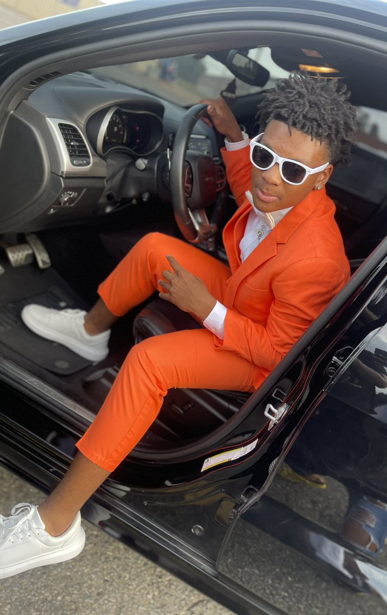 UandUStepchild's tweet photo. The star of the show 👑💪🏾 #Prom2023 https://t.co/SgTRWwEpxL