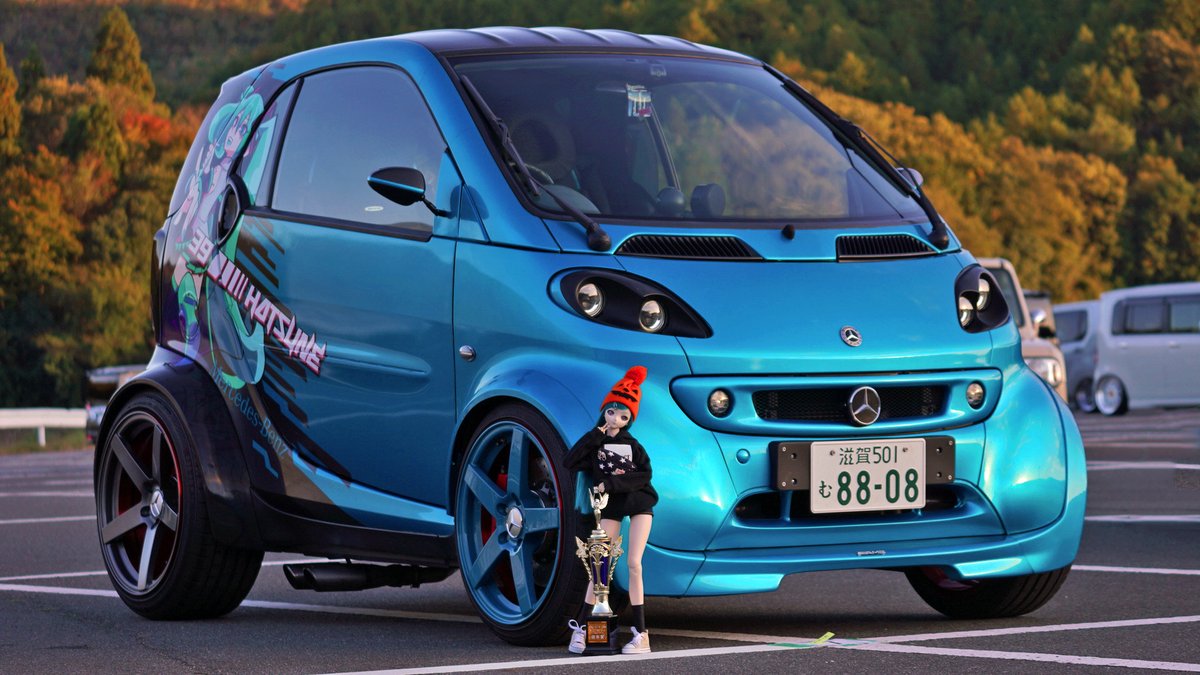 Spi_io7269's tweet photo. #あなたの愛車のマフラーを見せてください
リアエンジン車だけど左右各2本出し。(定期)
画像反転させた訳ではない。
ブラバス純正マフラー用のフランジ部分だけがヤフオクで流通していたりするのでそれを使います。
#スマート450 #smart450 #MCCスマート #MCCsmart https://t.co/Zswy0c591t