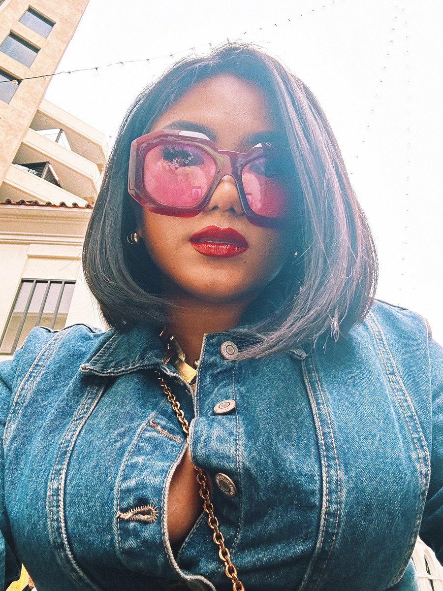 annamelissa's tweet photo. single mom energy https://t.co/xD9DdlJrbM
