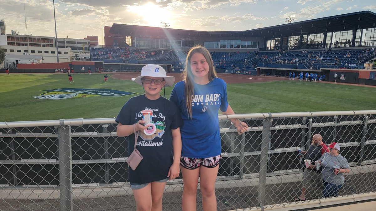 SunDevil5's tweet photo. Enjoying the sunshine and the #PAC12 softball championship 

#PAC12SB #pac12softball #goutes #ucla #softball #tucson https://t.co/EMBnAPCDQ2