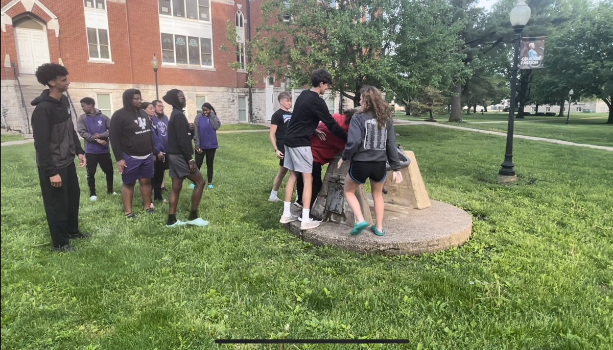 Iowa Wesleyan XC/TF tweet media