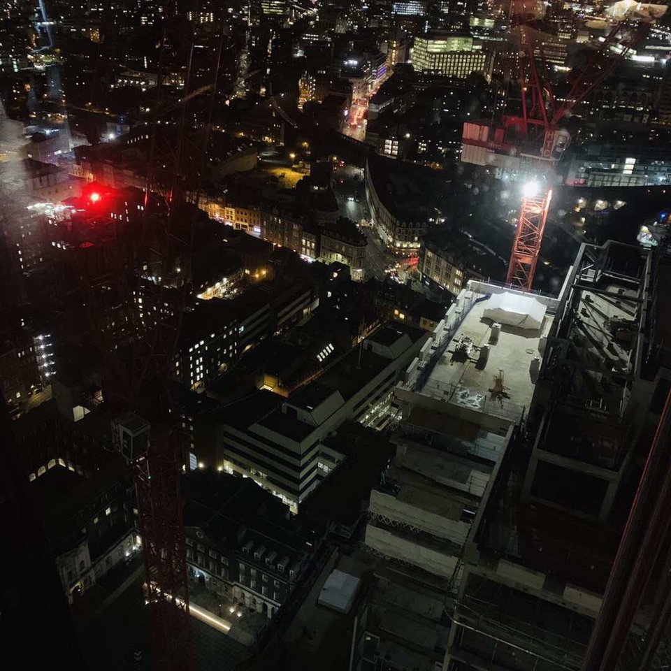 No one is so beautiful in London in the early hours of the morning