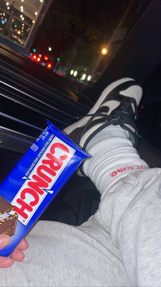 bellaaclari's tweet photo. @crunchbar https://t.co/3ib5LG1iO1