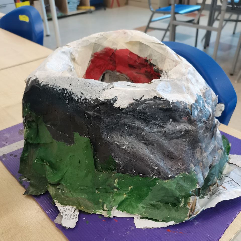 ShumitaR's tweet photo. 4 Plato finished constructing their paper mache volcanoes for an exciting experiment to demonstrate how tectonic plate movement leads to volcanic eruptions next week!🌋🔬 Can't wait to see the fiery results! #his_learning @The_IPC #ActivePlanet @HELPISKL https://t.co/PTxU0EkiZ1