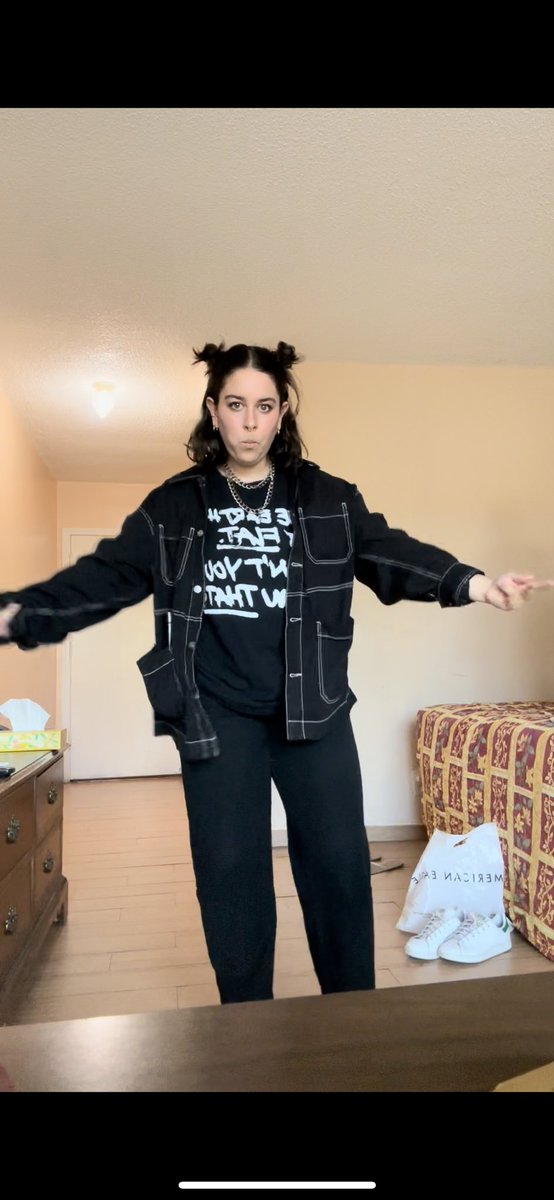 snailmaillll's tweet photo. The fit https://t.co/0RnyZ8CC31