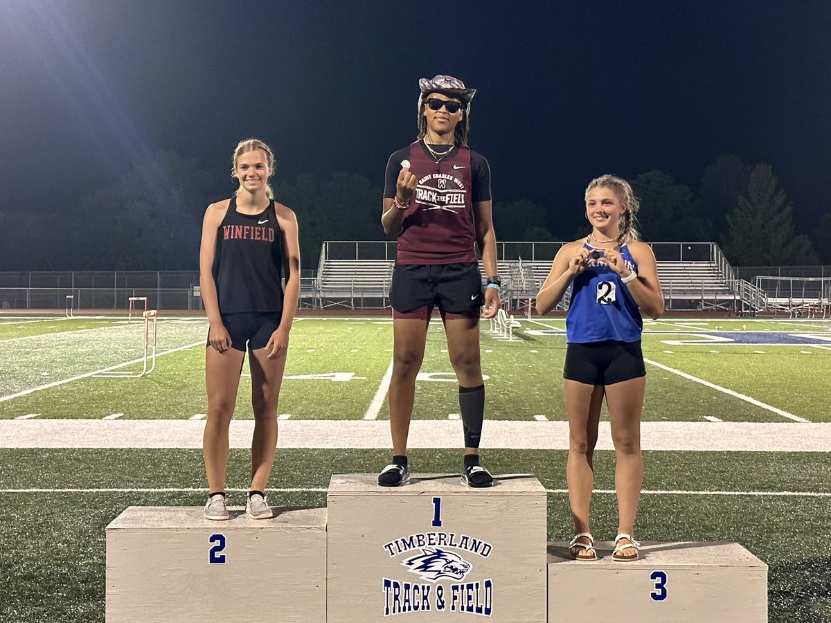 ScwTrack's tweet photo. We see you, Tesh! 1st in Triple Jump! https://t.co/VHszklBCEu