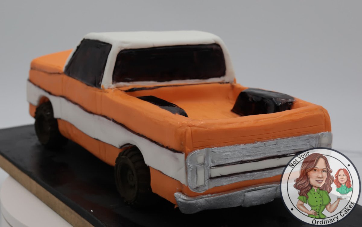 nyocakes's tweet photo. Pickup Truck hand-carved cake! Great as a Birthday cake or groom's cake.
 https://t.co/oMWZV9xiuT
#HoustonBakeryLife #bespoke #bakery #cake #notyourordinarycakes #nyocakes  #weddingcake #amazingcakes #houstoncakes #carcake  #cakeboss #Cakeoftheday #cakemasters... https://t.co/Utiarnuz2p