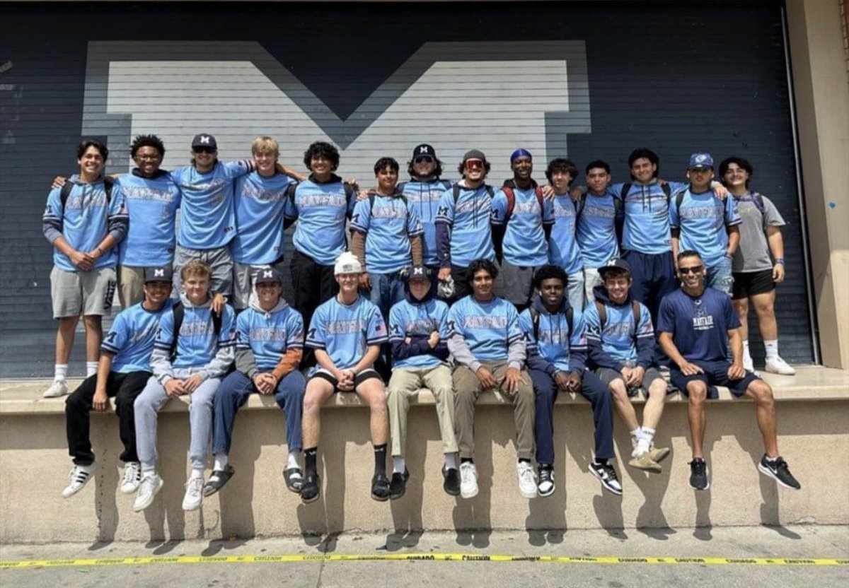 soonsbaseball_'s tweet photo. Season over.  We made it to the Quarter Finals. Great group of guys who bonded together through ups and downs. Good luck to all the seniors in your next step and let’s go all the way next year, Soons! #mayfairbaseball https://t.co/wr3iQmy1gM