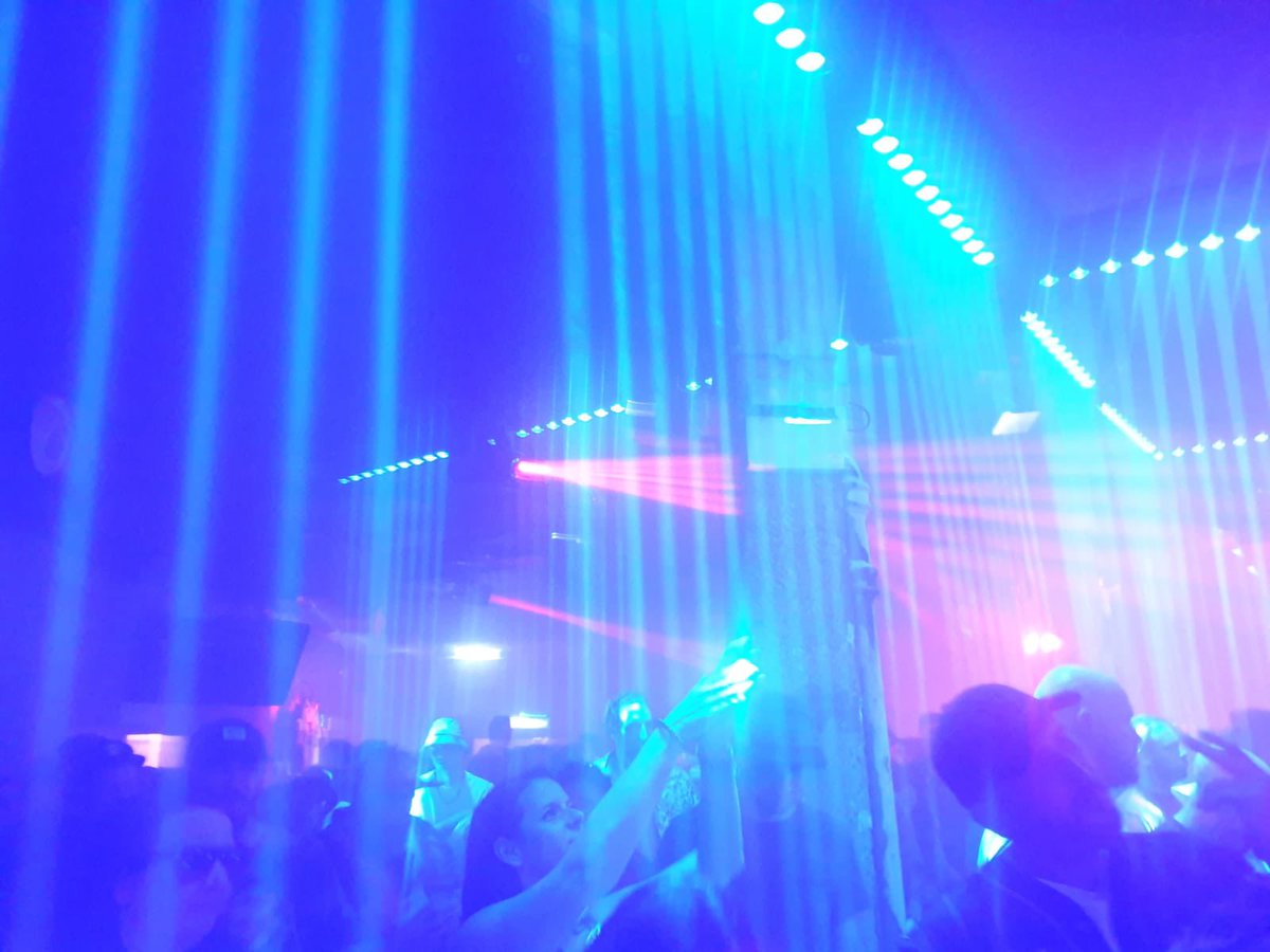 BraineyJayney's tweet photo. #ImSmilingBecause I had the most epic time  @DefinitionDnB @E1LDN #dnb #E1LDN #e1 #drumandbassclassics https://t.co/yD3cJSfATZ