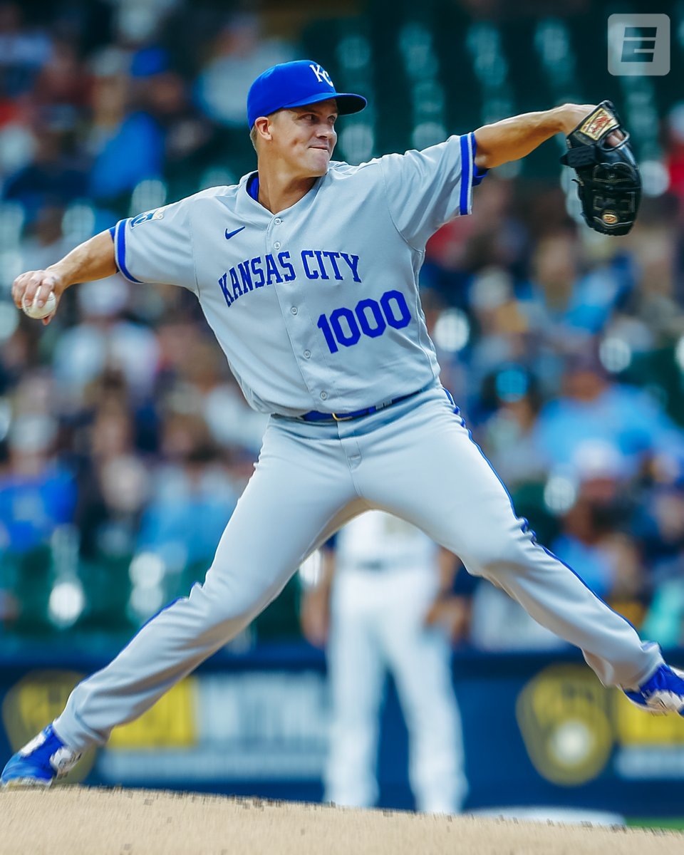 1K FOR GREINKE 😤 

Zack Greinke becomes just the fifth pitcher in MLB history to strike out ONE THOUSAND different batters‼️