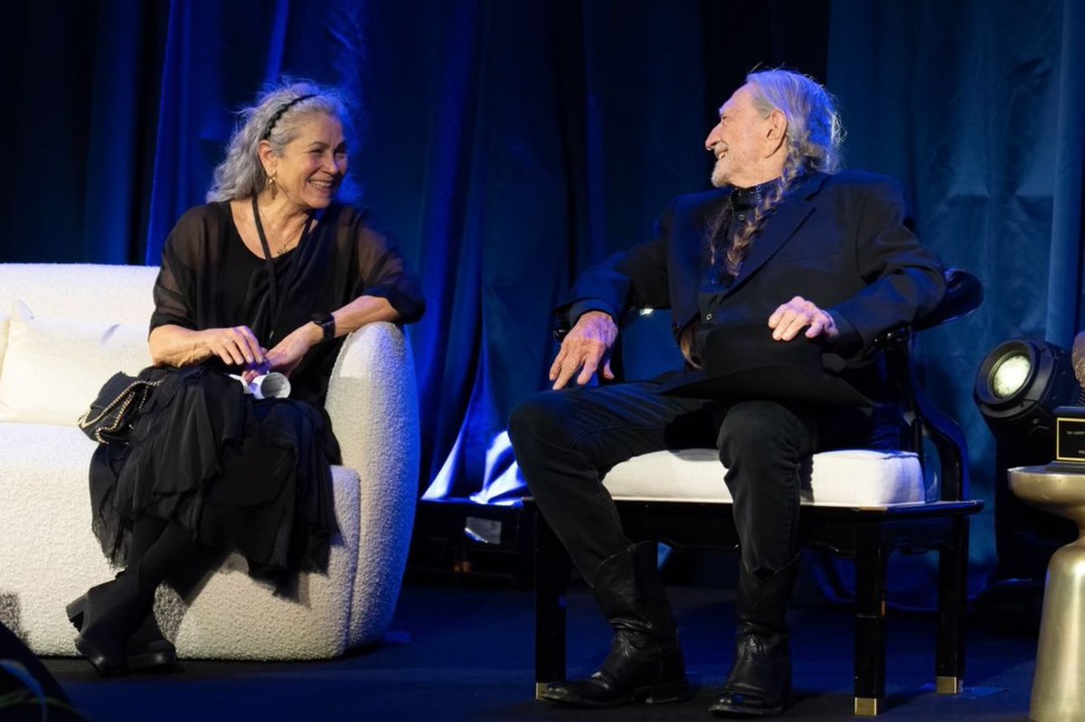 WillieNelson's tweet image. An honor to be honored with the @LBJFoundation Liberty &amp;amp; Justice For All award last night.