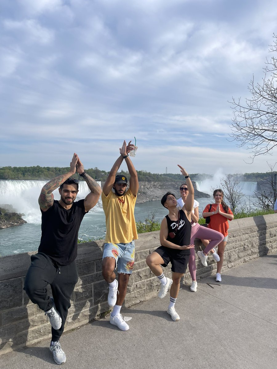 Name all the #BBCAN players you see 👀