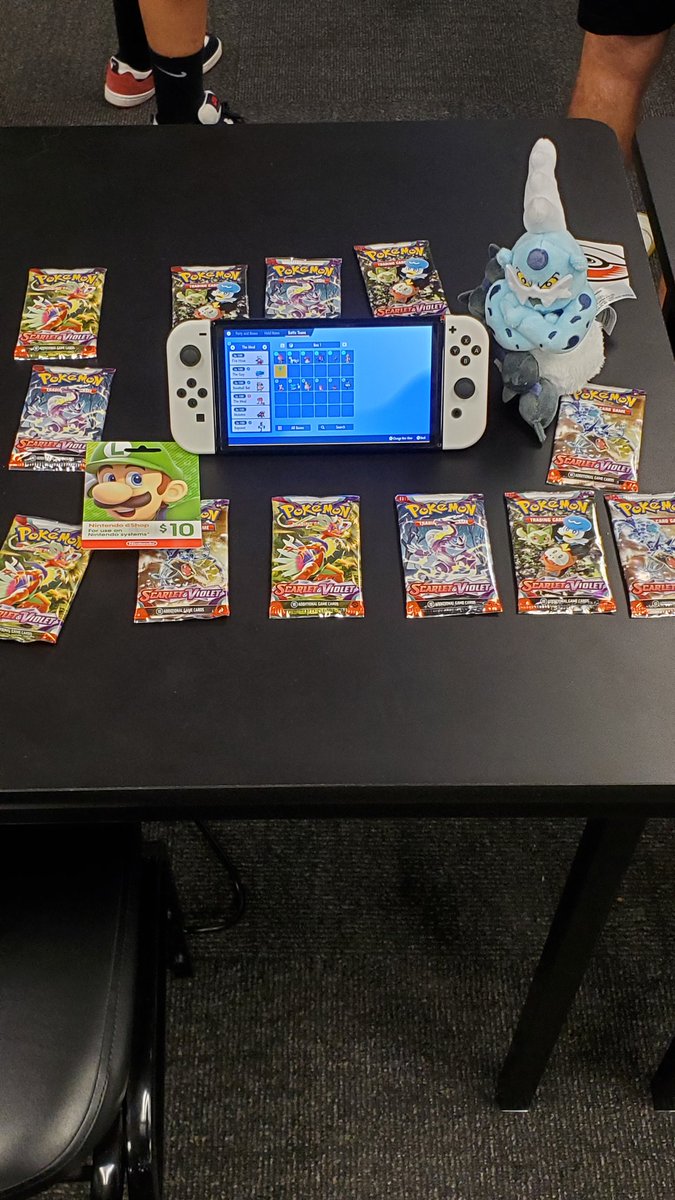 DeskSmash tweet media