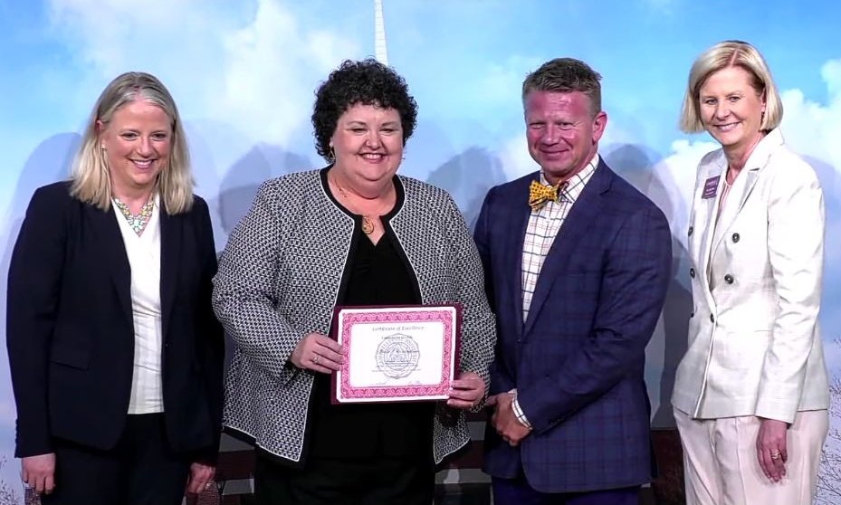 Honored to represent <a href="/ChandlersSchool/">Chandler's School</a> and <a href="/LoganCoSchools/">Logan County Schools</a> middle grades educators at Campbellsville today for Excellence in Teaching recognition.  Nice to see @Byron_Darnall as well.  #Elevate #LCPride