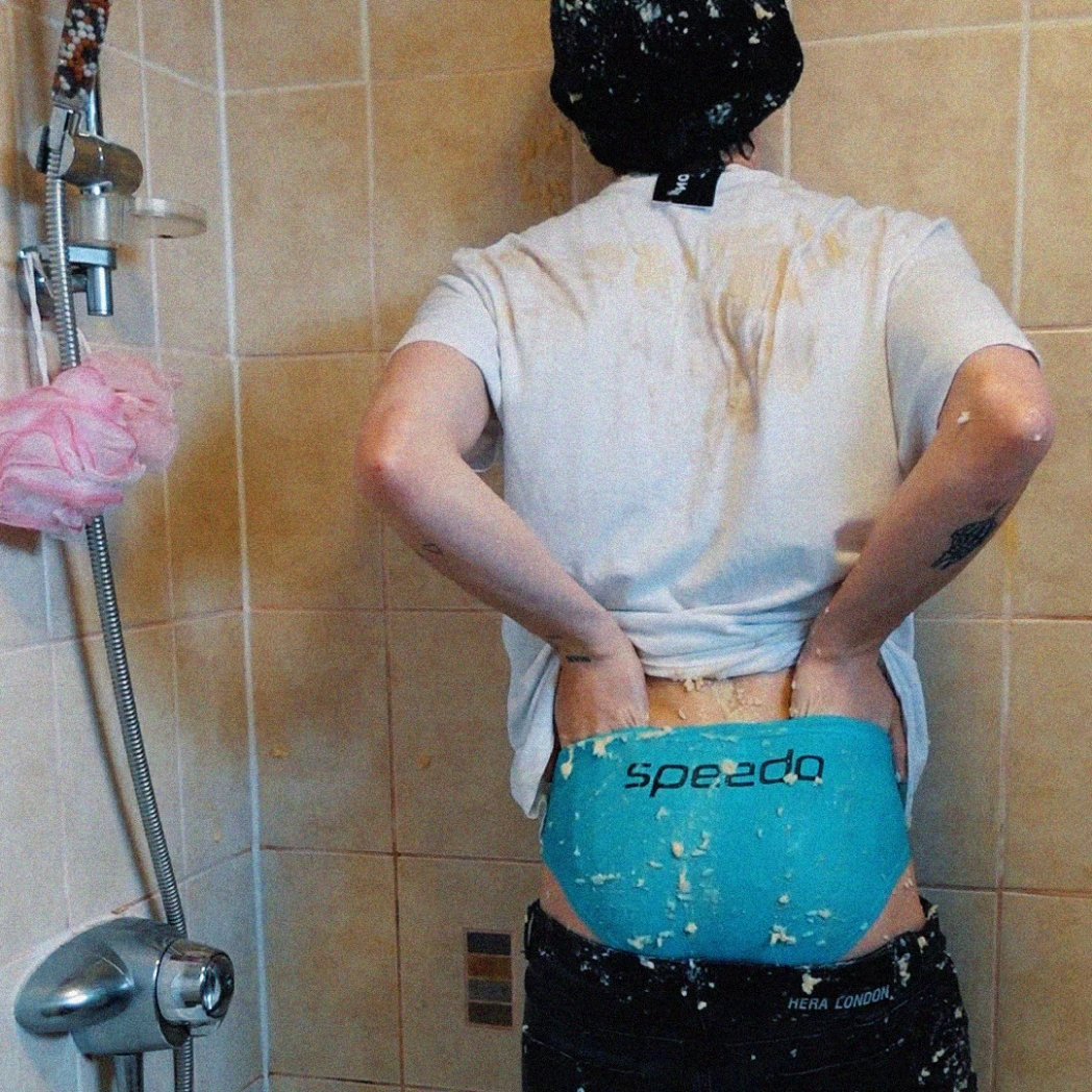 MaverickWAM's tweet photo. Humiliated With Rice Pudding In Tight Speedos, Hera Skinny Jeans, Superdry sweater &amp; Adidas Sneakers! 😈🤤

Full Video ⬇
https://t.co/YYOBz8MnGr

#gunge #gunged #wam #wetandmessy #wetsneakers #wetclothes #messyclothes https://t.co/xDvJiR2O5R