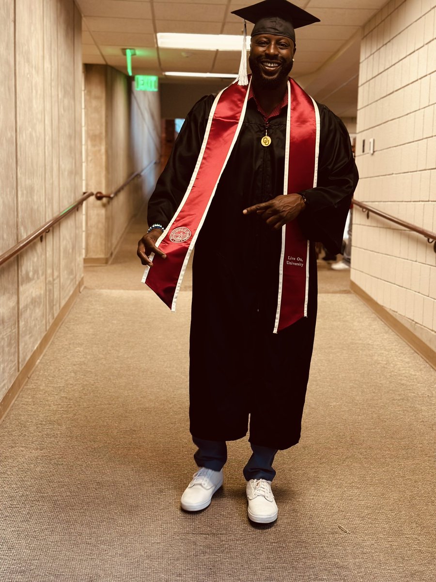 CoachKabba05's tweet image. So happy to have this milestone behind me. Thank you to everyone who supported me along the way, I truly couldn’t have done it without you. First step of many. #OUAlumni #innercircle #formymom #formydad #formykids