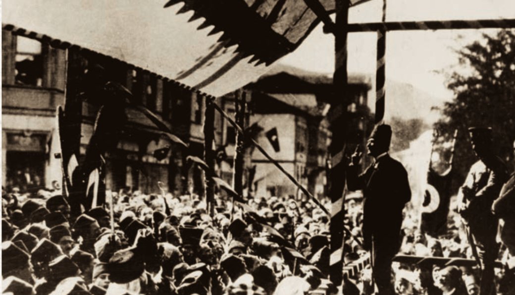 Güneş bizimle doğar.