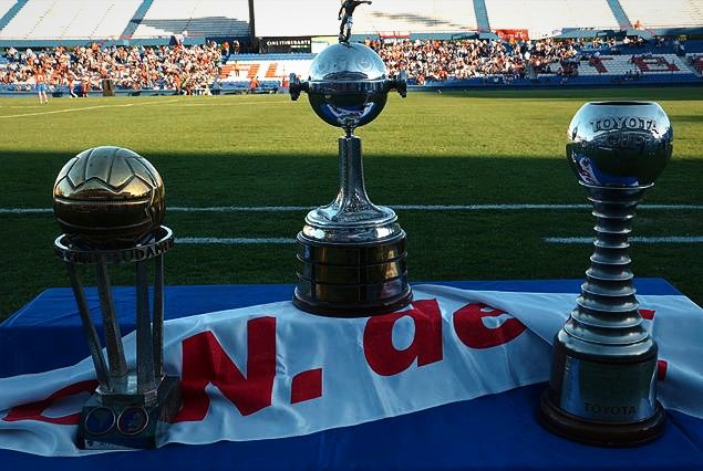 𝑪𝑳𝑼𝑩 𝑵𝑨𝑪𝑰𝑶𝑵𝑨𝑳 𝑫𝑬 𝑭𝑶𝑶𝑻𝑩𝑨𝑳𝑳:

➤ Primer Estadio Mundialista
➤ Primer Hincha de la Historia
➤ 49 Campeonatos Uruguayos
➤ 3 Libertadores
➤ 3 Intercontinentales
➤ 22 Títulos Internacionales
➤ 165 Títulos Oficiales

124 años de Historia y de Gloria 🍾🇳🇱