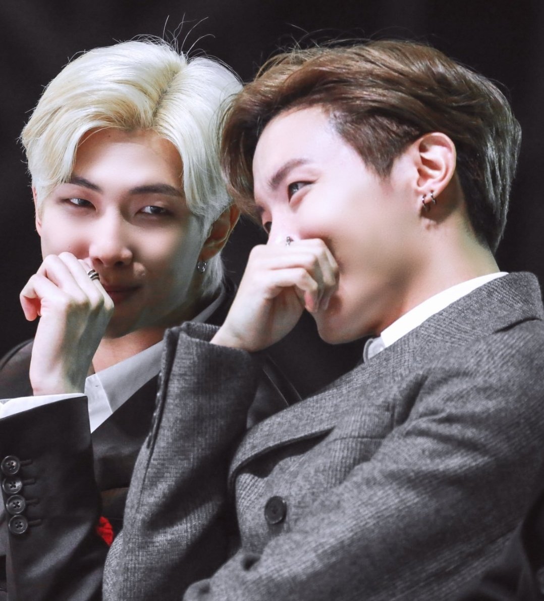 panda_polite's tweet photo. EVERYTIME!
#NAMSEOK #LEADERLINE #94z https://t.co/SYxNpT5NDP