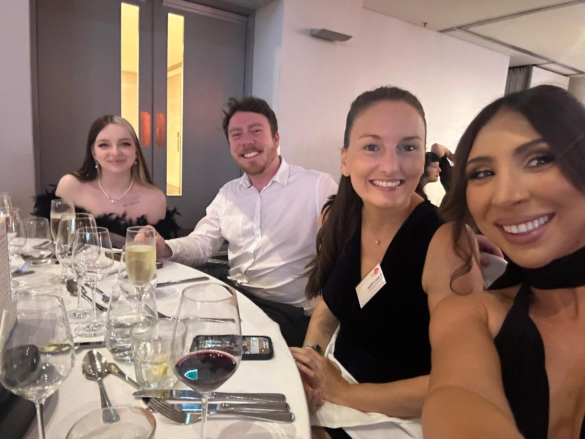 Chloe Henry tweet media