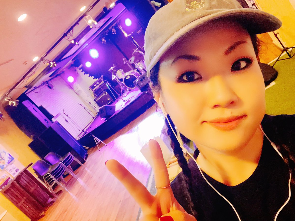Butterfly_ENA's tweet photo. #footrockandbeers

ログインしやした！
雨やし 早め早め行動してたら早すぎたw(入り時間の1時間前)

🛩️Re:FLIGHT✈️

LINDBERGやります！
17:40〜

#ReFLIGHT
#LINDBERGコピバン

雨やので皆様お気を付けて☔️ https://t.co/xO3Yrq82kg