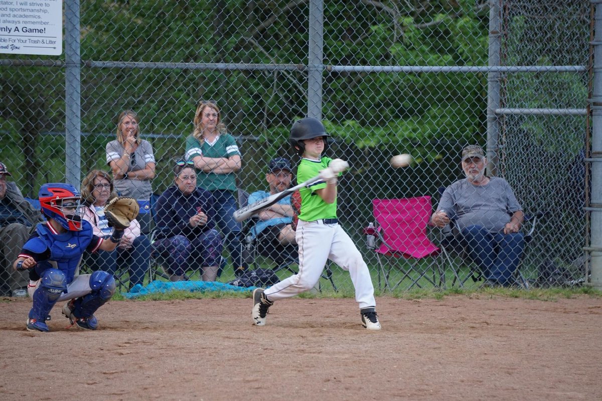 Kit_Lee_'s tweet photo. Sawyer and the 10U Stars with their first “W” of the season!
#MidwestStars #10UStars #SawyerTheDestroyer https://t.co/gUL3Yq8qIL