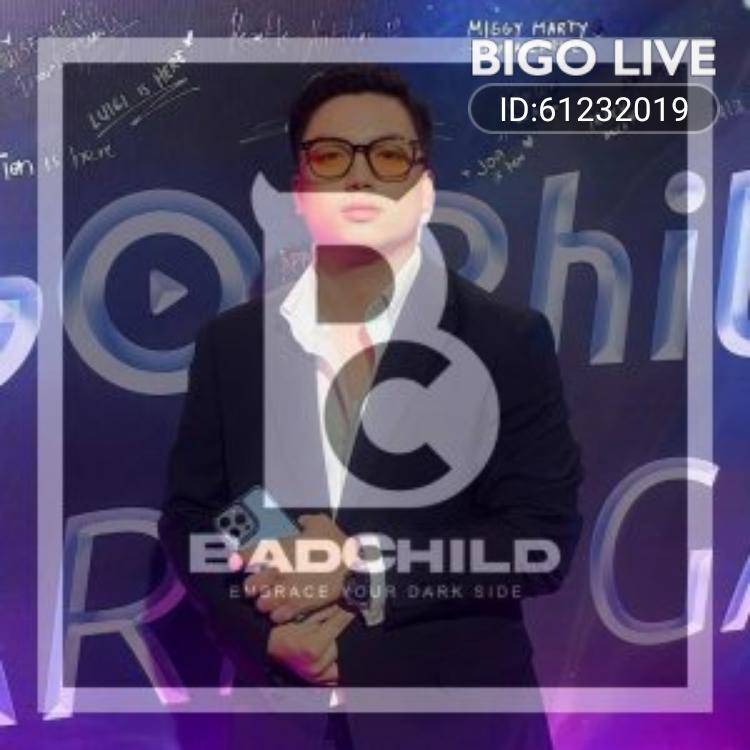 CruzFlorizza's tweet photo. Come and see ᴮᶜEᴍᴘs🔗Dɴʟˢᵞᵏ⅋ᵉ streaming live on #BIGOLIVE and make new friends!  https://t.co/PBBAJKxWDO https://t.co/jHD9TzInNS