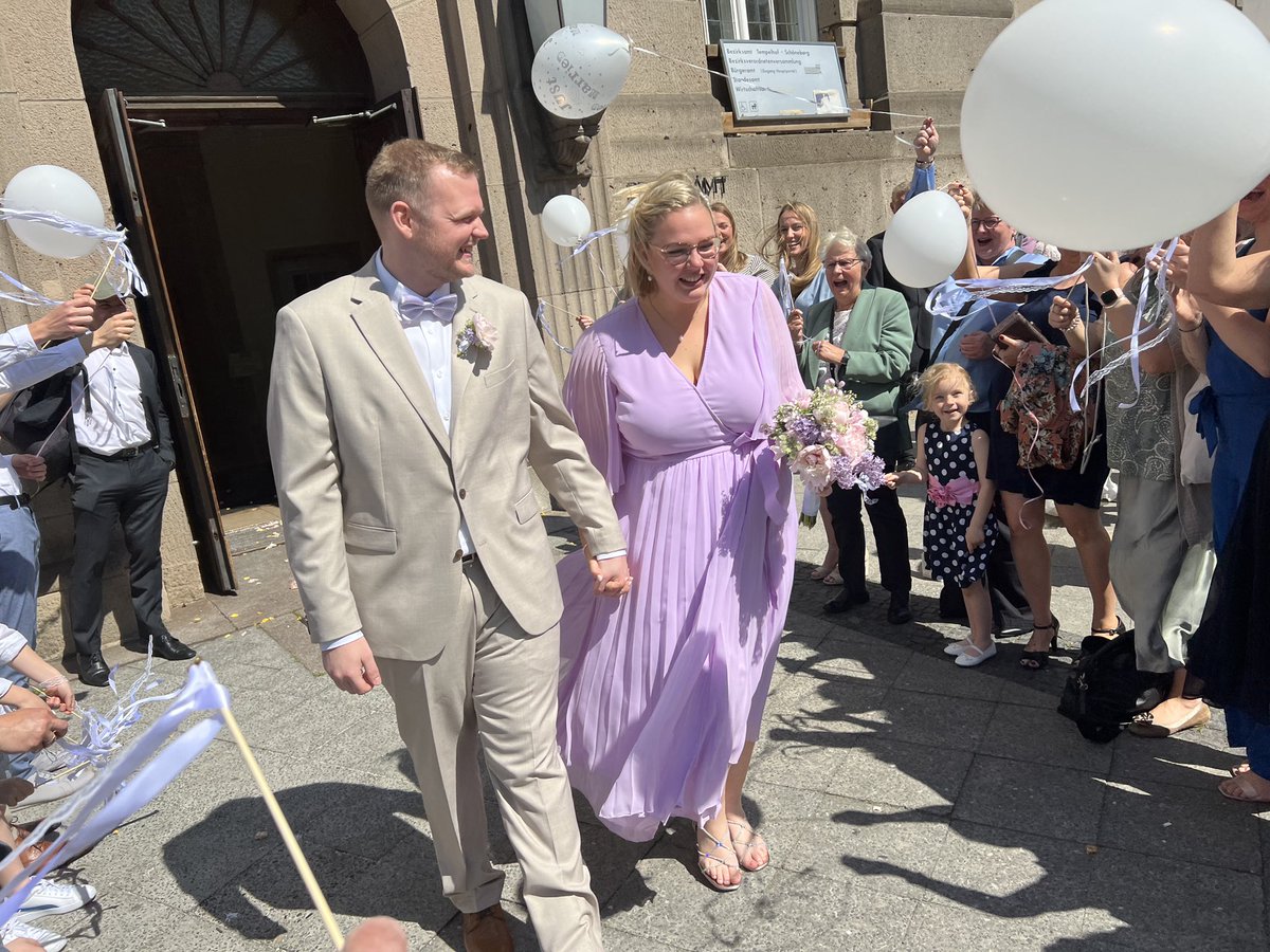 Gniese13 tweet media