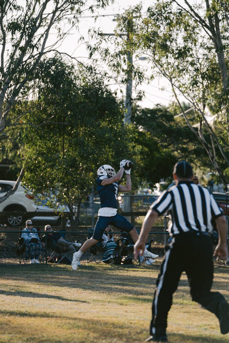 jwfaure's tweet photo. Wasn’t the result we went there for, but proud of the @GridironVic Junior Eagles for their performance. A team of sophomores getting after it 💪
If anyone has experience or material on 2QB system, hit me up 👀🙏
#airraid #spinit2win https://t.co/xSPDtflfrD