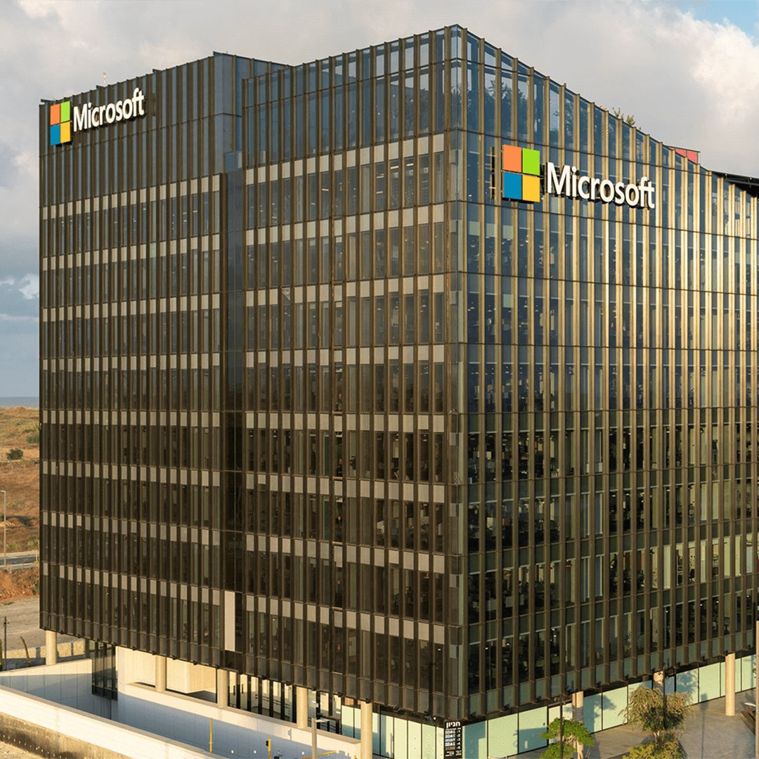 MicrosoftUK's tweet image. Where in the world is this @Microsoft campus? 🌍

This state-of-the-art Microsoft campus was built with the future of work in mind... Can you guess where it's located? 😎

#Microsoft #MicrosoftLife #Office