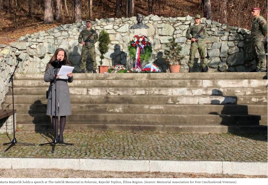 gerry_manolas's tweet photo. @NigelMBaker1 @RehakLubomir We are so delighted to see that our heroes are remembered by the British and Slovaks together. Marta and Marian Majercik from MAFCSV hold a service there every November 11th in the their honour. We will never forget their sacrifice. https://t.co/1ucS0tBw85