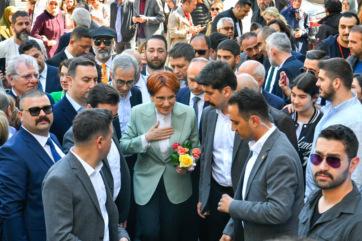 Meral Akşener tweet media
