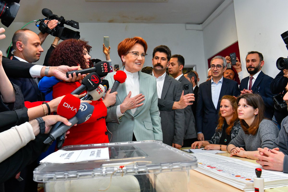 Meral Akşener tweet media
