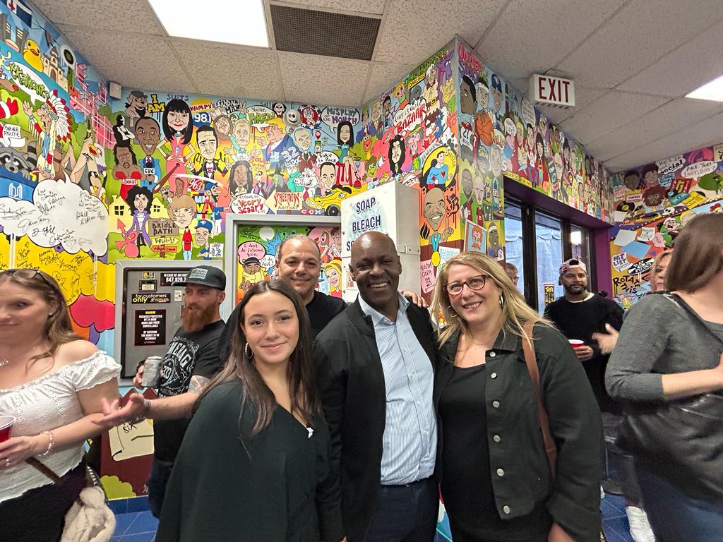 marksaunders_TO's tweet photo. .@spider_jones Youth Empowerment Night https://t.co/qsCeJT30AG