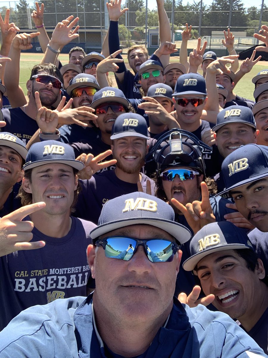 This will always be one of the most favorite pictures on my phone. ⁦Just the way you like it ⁦<a href="/MBCoach_White/">Walter White</a>⁩ . So freaking pumped for you and the young men you lead. On to the next 😤.