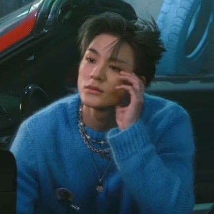 I'm Just a friend to u (friendzone!!)

-Lee Jeno few tweets au
(Special Universe for Garvin Danendra)
©valerieagta