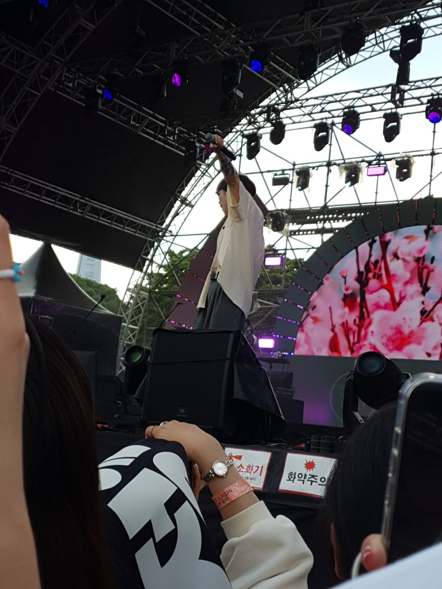 10cream10's tweet photo. https://t.co/3azoOWNVfg