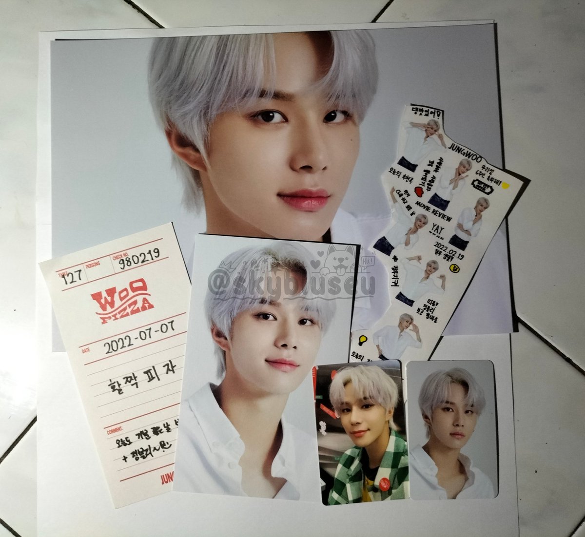 skybluseu's tweet photo. WTS SG NCT 127 DREAM WAYV

Bisa via 🍊 exc adm
✅ Safe Packing&amp;freebies
📍 Jatim, Ina

💸 Mark set 55k
Jungwoo set 55k
Taeil set 50k
Yangyang set 50k

Tg. wts wtb pc sg 2022 season greeting mark  jungwoo taeil yangyang sg 22 https://t.co/ToWDbtmZKC