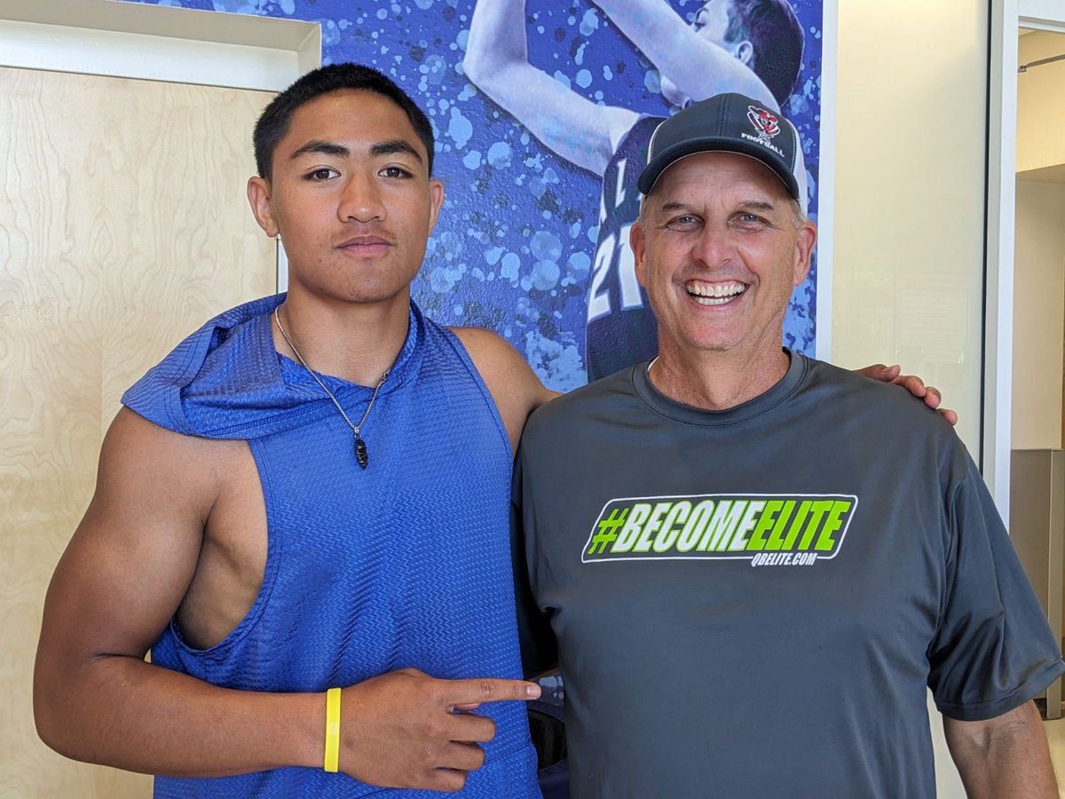 Saia_Suex2's tweet photo. Thankyou @qbelite for the great workout‼️ appreciate all the tips y’all gave. @tydetmerburner @All_Poly_Sports @coachsolovi @PantherWest https://t.co/Uz39jTGWuE