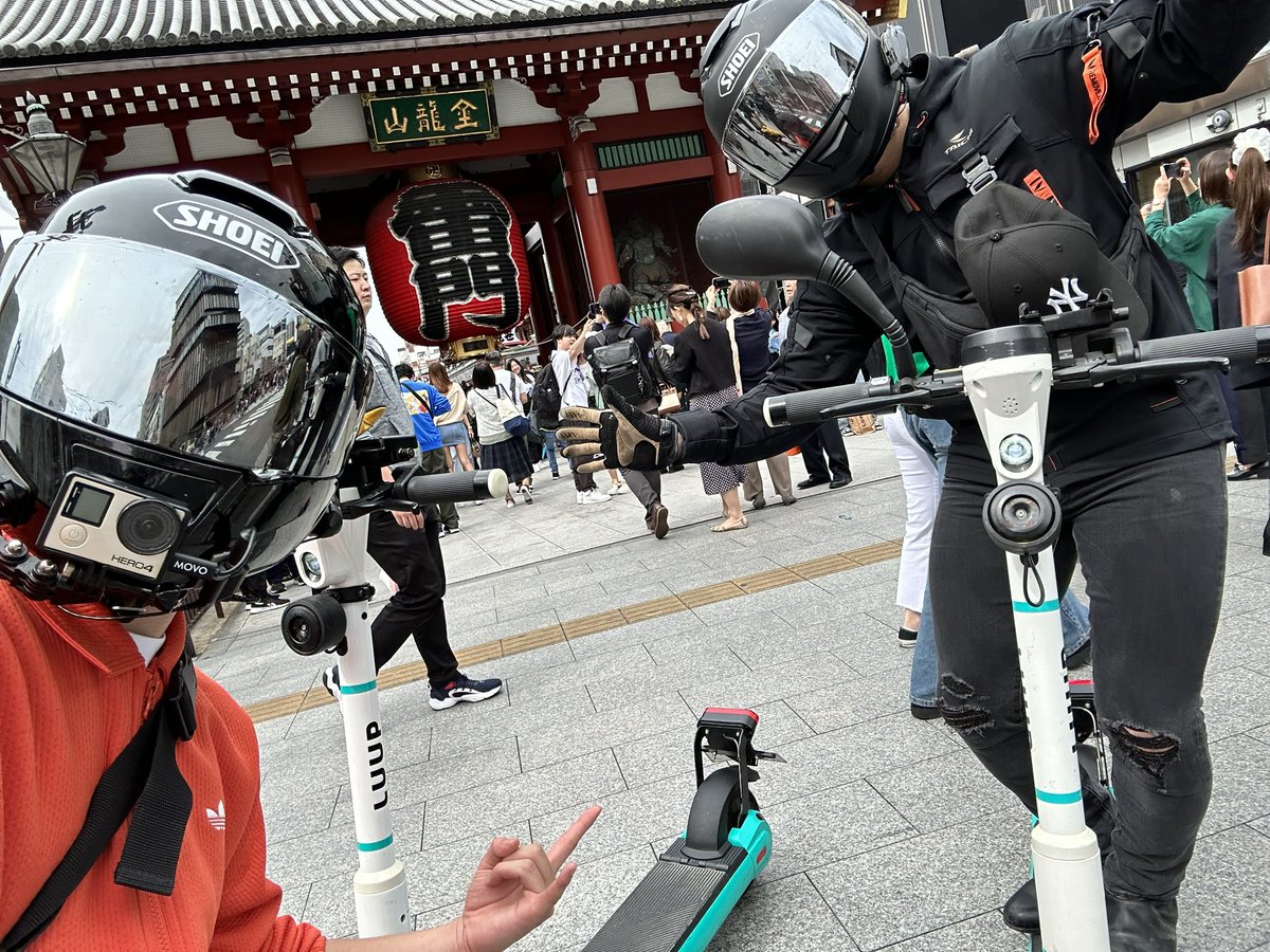 819BNBN's tweet photo. 世界最高峰バイクで東京巡ってまっする!!!
#LOOP
#0cc https://t.co/J6pBQJDGhd