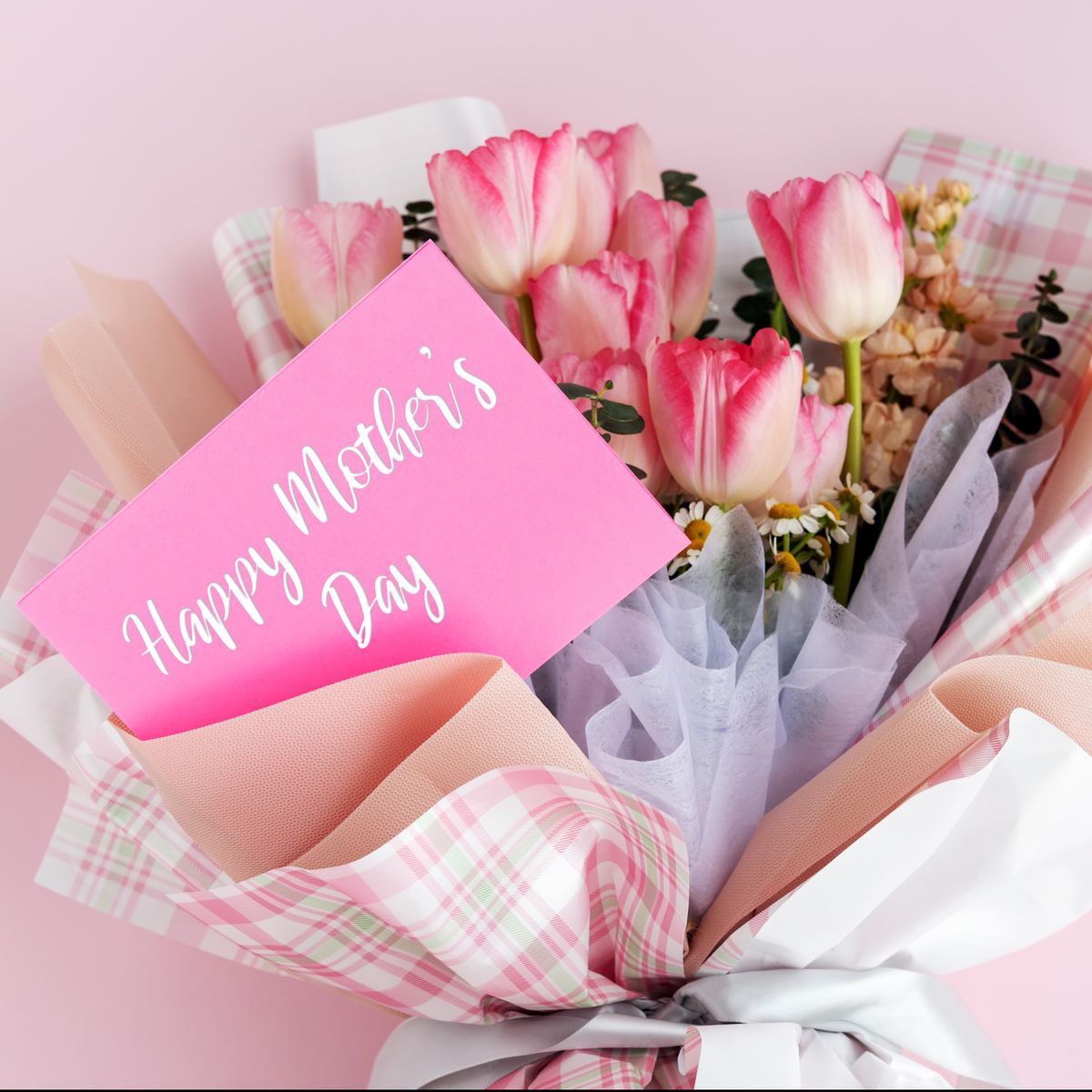 Perpetualchalwe's tweet photo. Happy Mother’s Day mothers… today especially,my heart goes out to the mothers who never came home with their babies or have lost children.
May you be comforted.
#MothersDay2023 https://t.co/hp91AShE68
