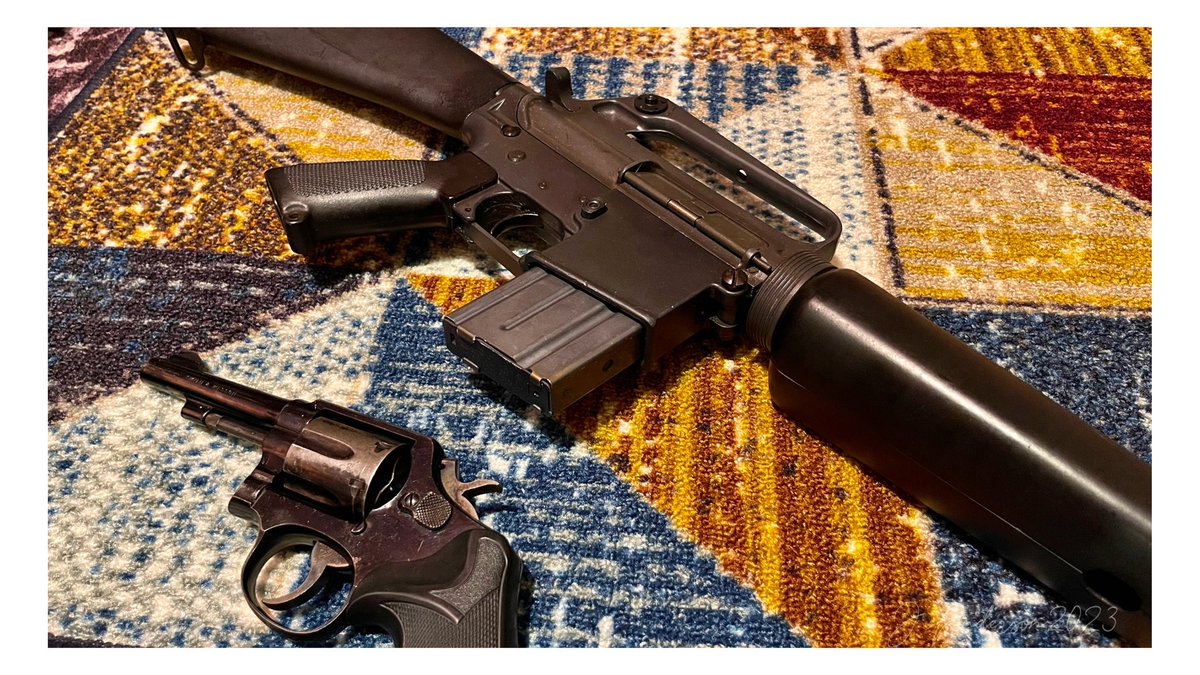 TDIAct's tweet photo. A Sense Of Time… #Colt #Sp1 #Model10 #smithandwesson https://t.co/nmWzrXjcbr