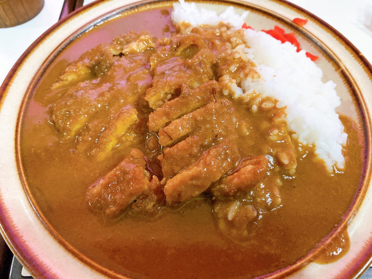 530_blue's tweet photo. 今日もカレー🍛
#新見タイム https://t.co/GugAk55U4g