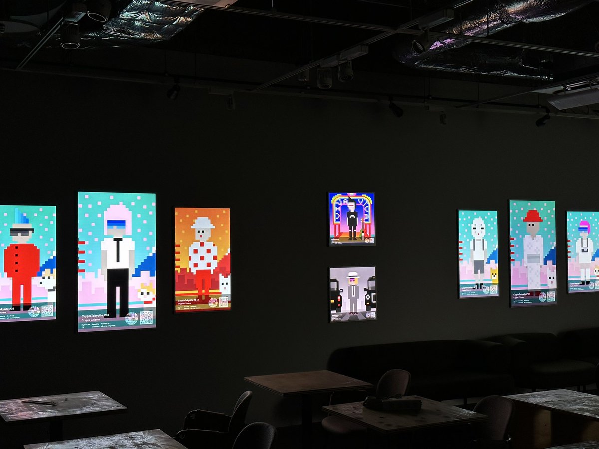 Displaying <a href="/gmjplol/">gmjp.lol</a> fam’s <a href="/crypto_citizens/">CryptoCitizens</a> at the Crypto bar. We will miss <a href="/brtmoments/">Bright Moments</a> 💜