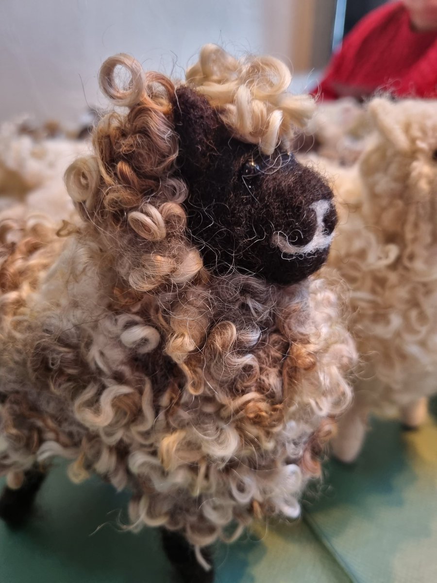 Spent a lovely day teaching needle felting at the farm. Some lovely sheep created! More zoom dates on website! #needlefelting #craft #workshop #learning #farm #newskill #timetogether #wool #usewool #britishwool #lovewool #newcraft