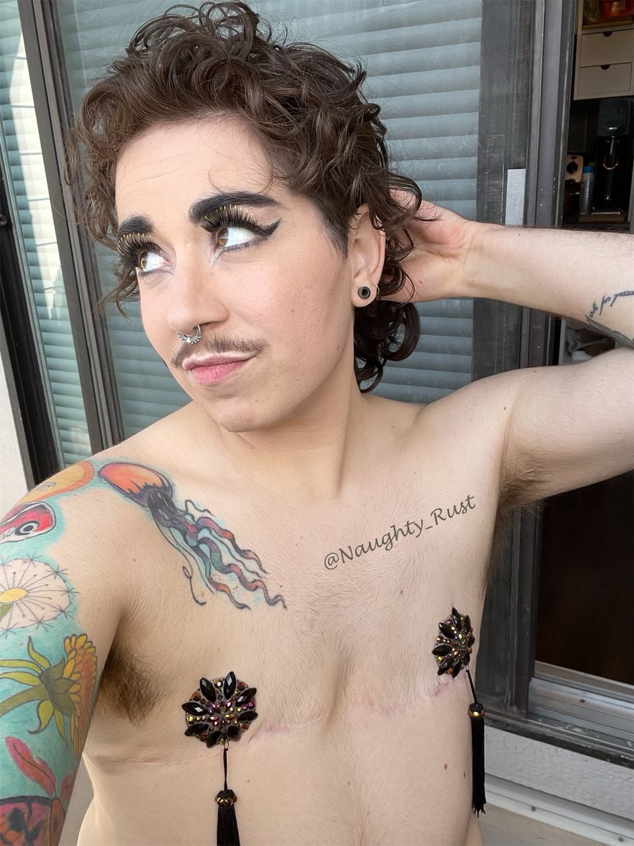 Naughty_Rust's tweet photo. 🌿🍄Hi, I'm Rust!🍄🌿
•27 • They/them • Queer 🌈
•Goblin slut &amp; feral femboy 🐌
•Kinky vers switch (Sub+) 
•OnlyFans &amp; Fansly 
•Links at https://t.co/xKETY7sg4K
•Selling content at https://t.co/oFRcosuKXJ
•Customs 🧡 (DM me) 
•IFBVSW (selective) https://t.co/ZP2yQ4dDyP