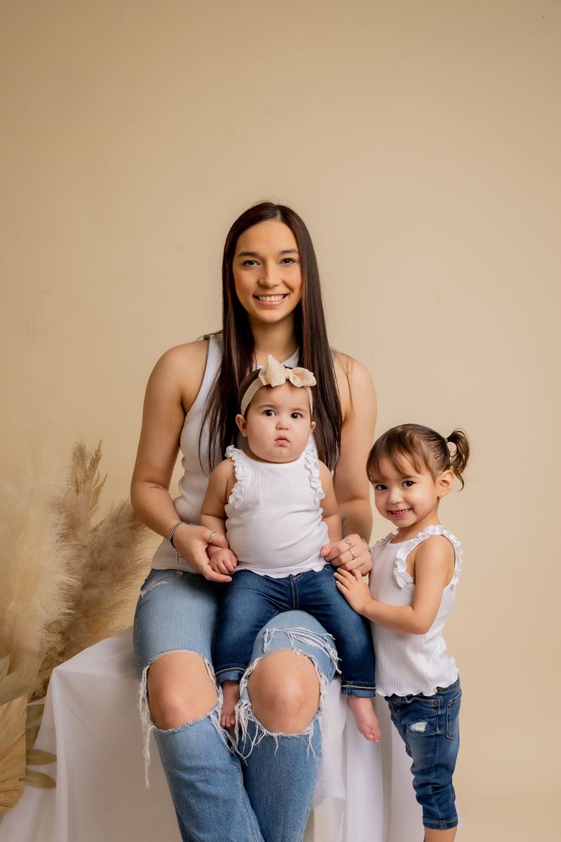 ashleymrodz's tweet photo. mama’s girls. 🤍

celebrating today because of these two who’ve made everything in my life brighter. happy mother’s day! 🤱🏽 https://t.co/S0NNFC3o9Q