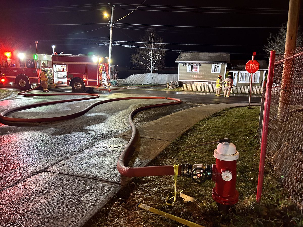 FirechiefVince's tweet photo. GFWFirefighters, police & paramedics in @towngfw quickly responded to a house fire on Main St before midnight. Crews arrived to a heavily involved fire in the rear extending to attic. A mother & two children escaped uninjured & called the FD. Red Cross called to assist. #GFWFire https://t.co/Z0IegTpa5K